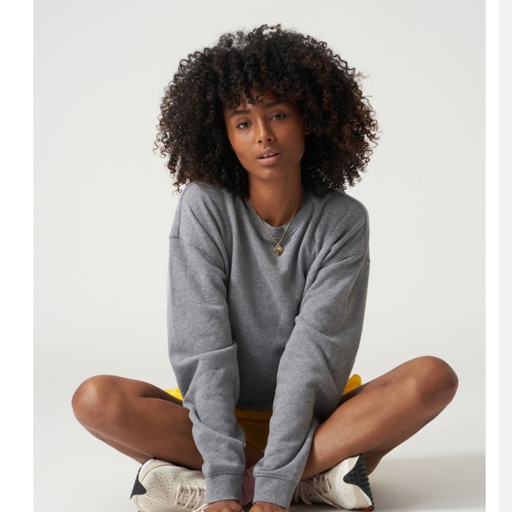 WSLY The Ecosoft Cropped Crewneck Sweatshirt NWT - Picture 3 of 3